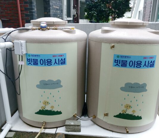 빗물은 모으고, 수도요금은 아끼고